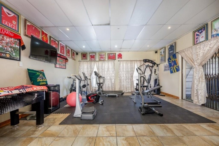 4 Bedroom Property for Sale in Soneike Western Cape